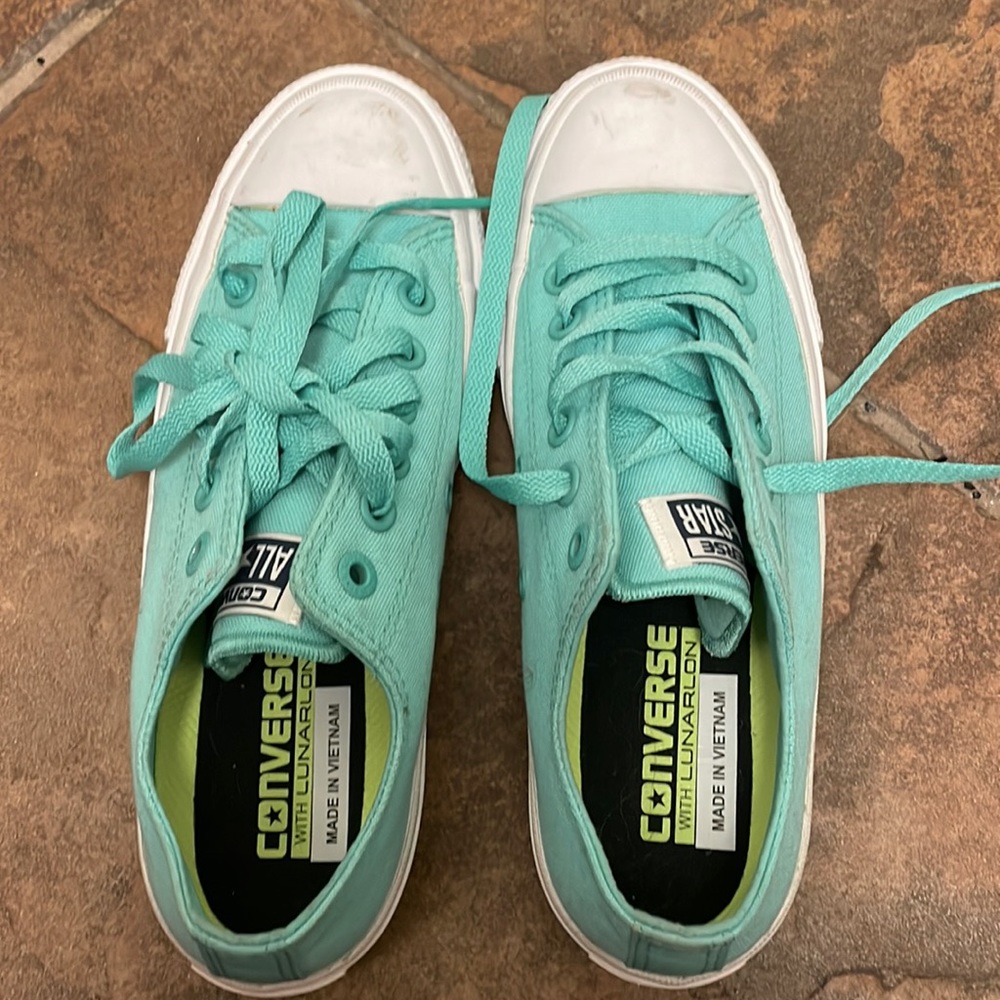 mint green low top converse